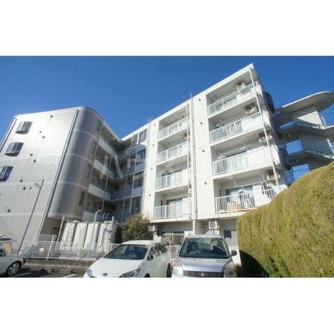 18/21 エントランス