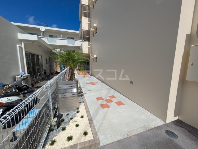 20/25 エントランス