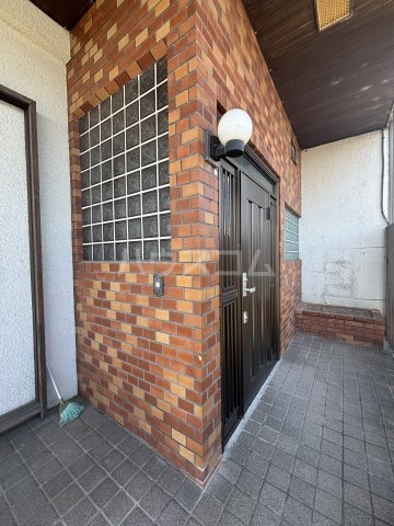 3/6 エントランス