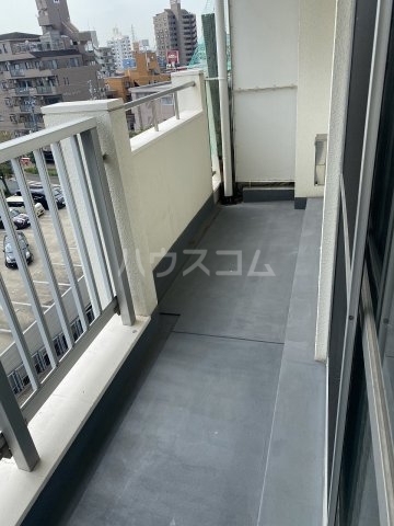 19/30 バルコニー