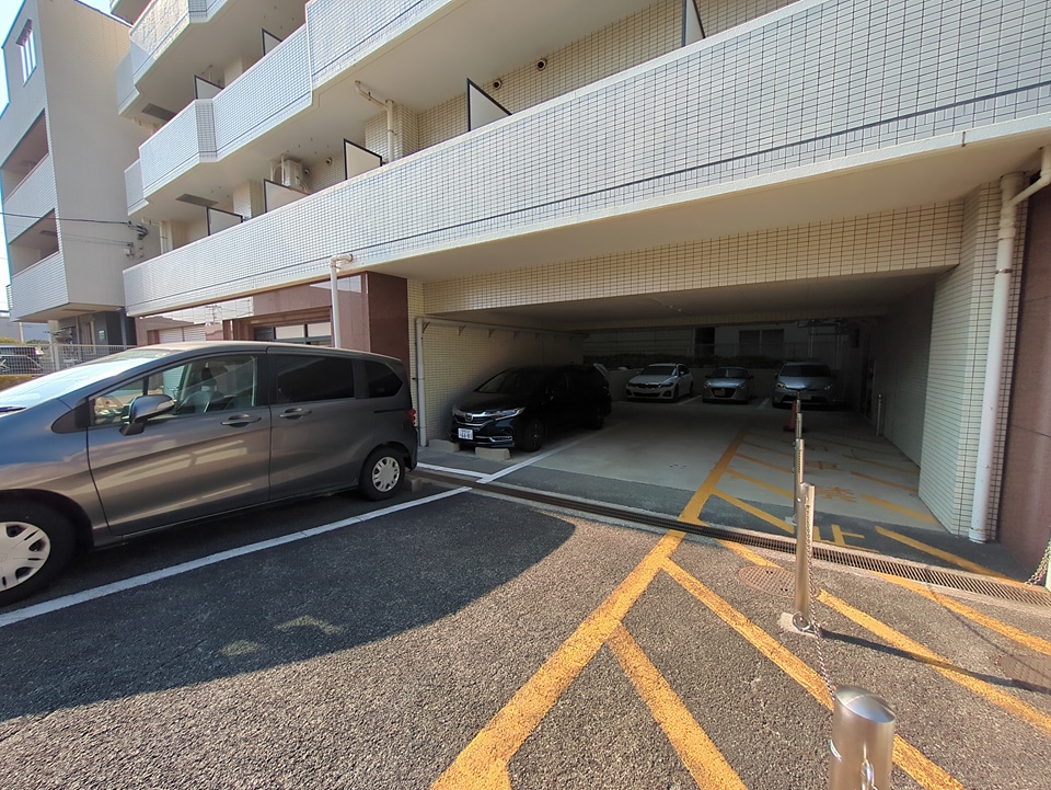 3/10 駐車場