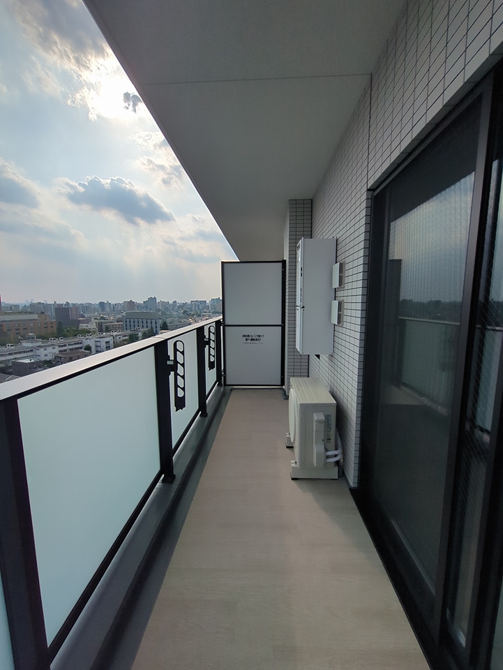 19/30 バルコニー