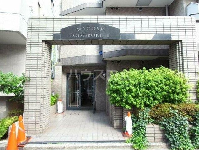 15/22 エントランス