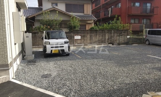 14/20 駐車場