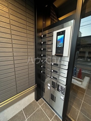 19/22 エントランス