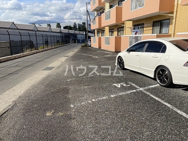 15/24 駐車場