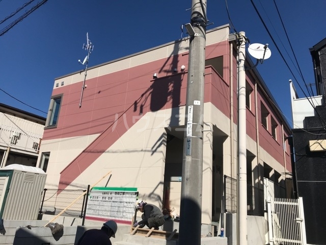 21/25 エントランス