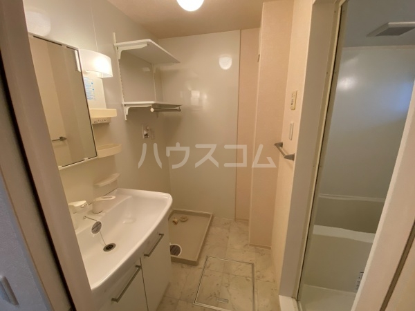 17/30 洗面