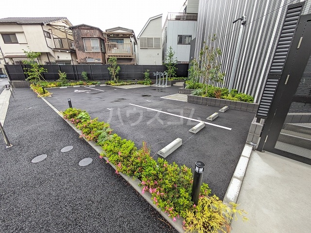 25/30 駐車場