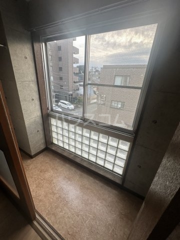 17/28 バルコニー