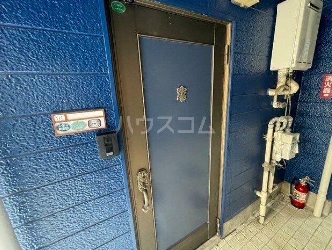 15/21 エントランス