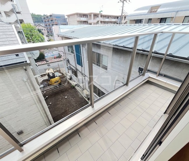 21/30 バルコニー