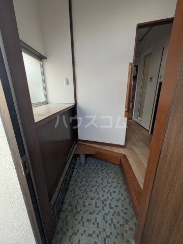 14/30 玄関