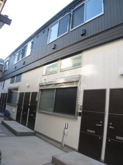 21/26 エントランス