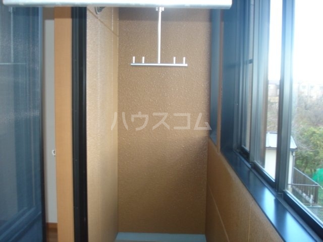 20/25 バルコニー