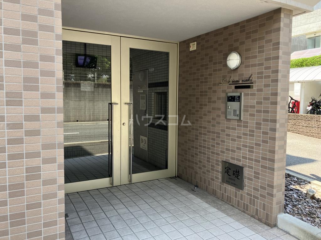 15/20 エントランス