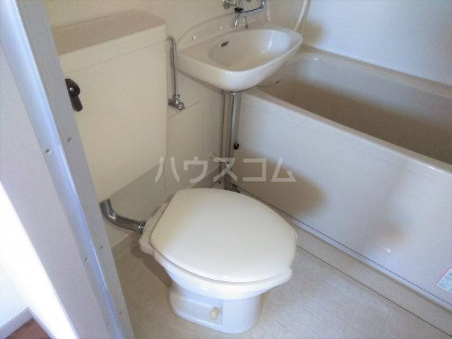 13/30 トイレ