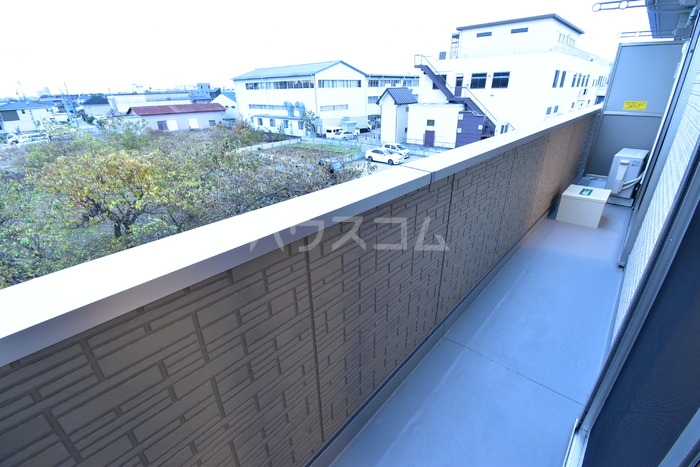 15/30 バルコニー