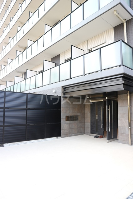 29/30 エントランス