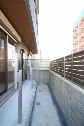 14/23 バルコニー