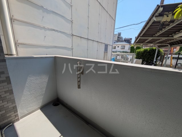 22/27 バルコニー