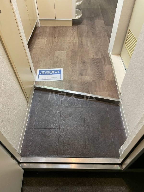 6/16 玄関