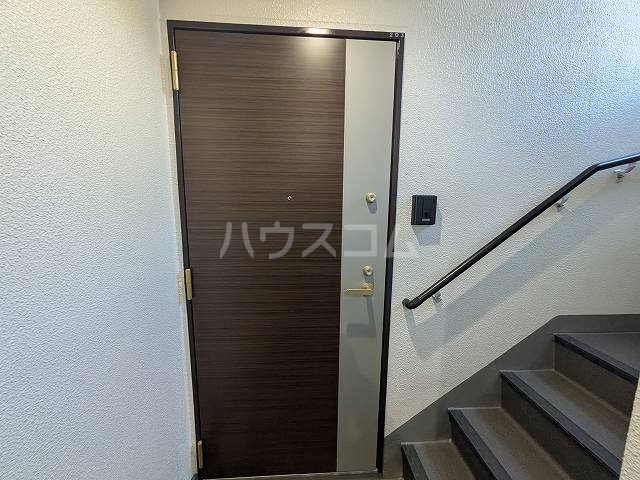 29/30 エントランス