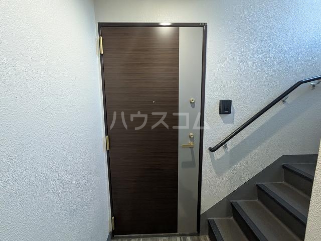 29/30 エントランス