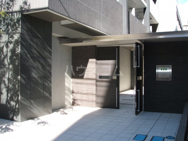 29/30 エントランス