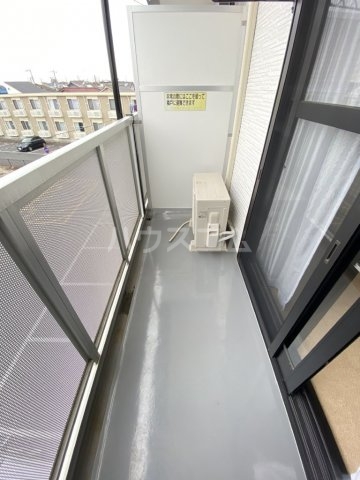 19/27 バルコニー