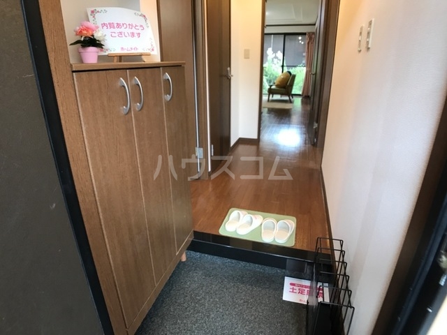 14/30 玄関