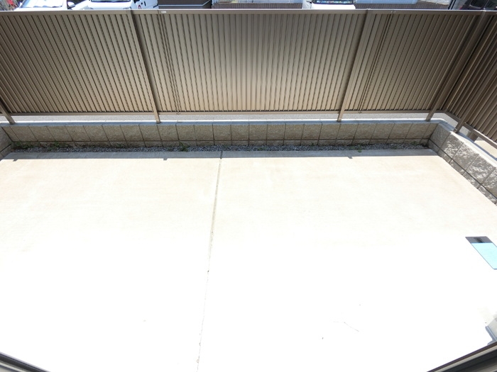 14/28 バルコニー