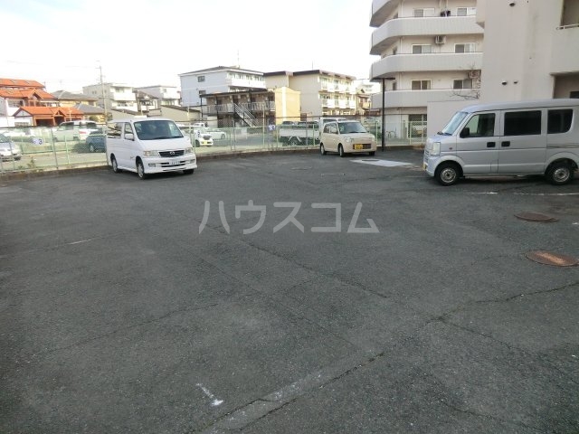 5/5 駐車場
