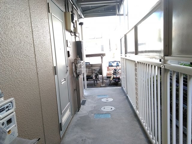 21/29 エントランス