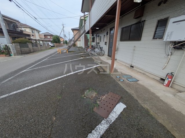 2/3 駐車場