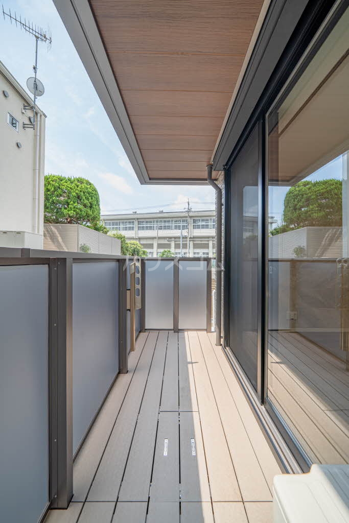 15/22 バルコニー