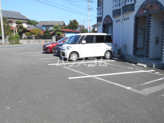 21/23 駐車場