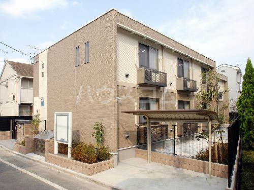 16/23 エントランス