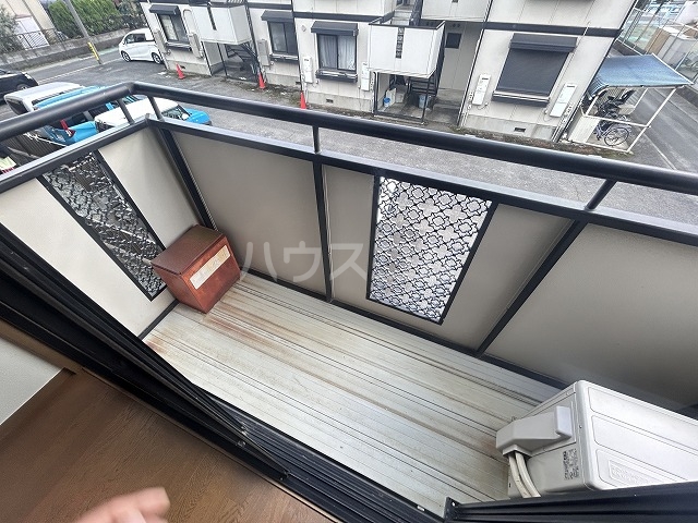 23/30 バルコニー