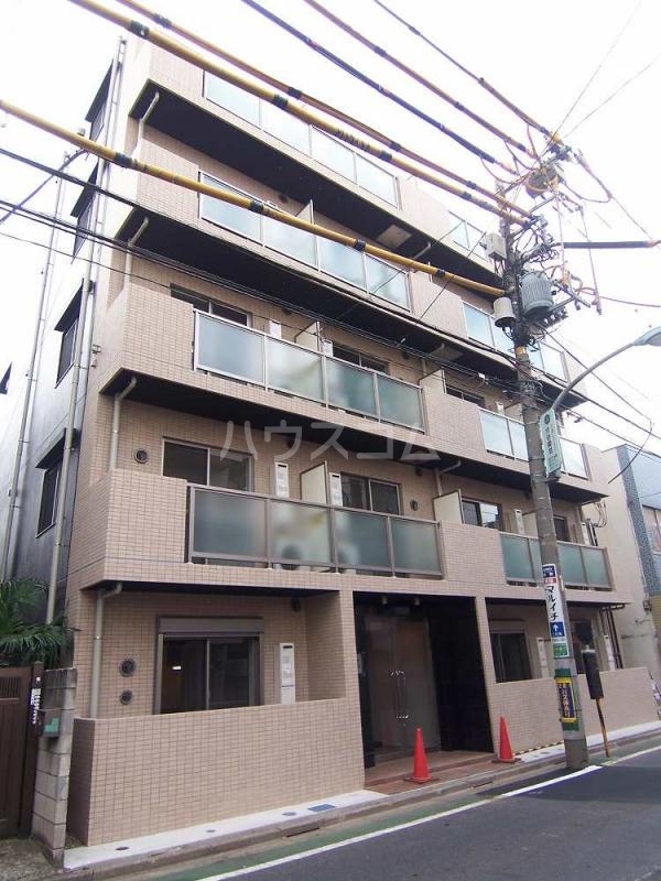 ＡＲＴＥＳＳＩＭＯ　ＳＥＲＥＮＯの外観