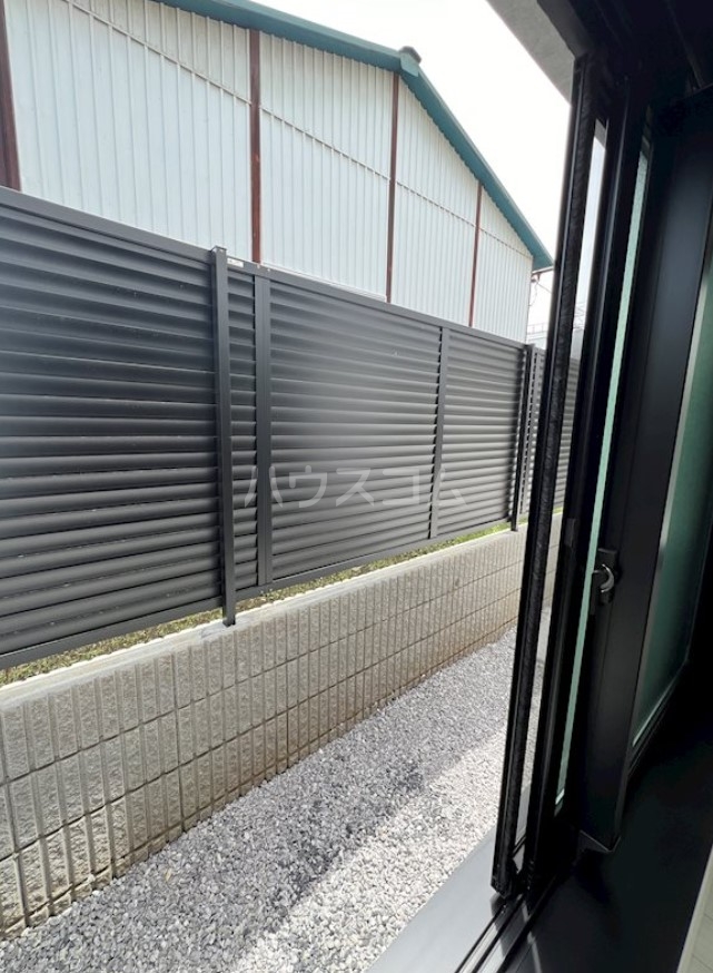 17/27 バルコニー