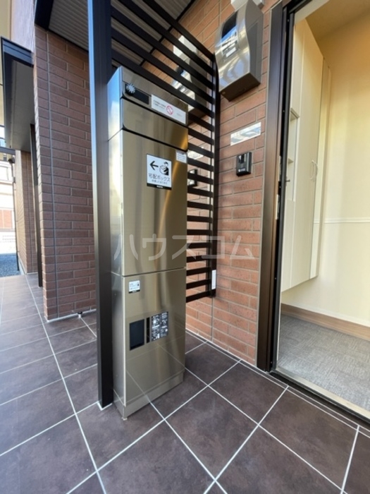 22/29 エントランス