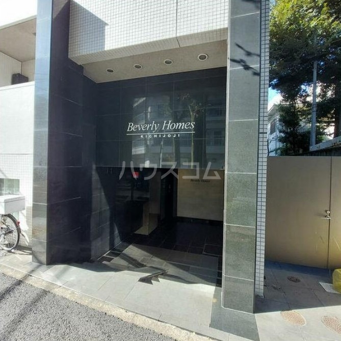 14/24 エントランス