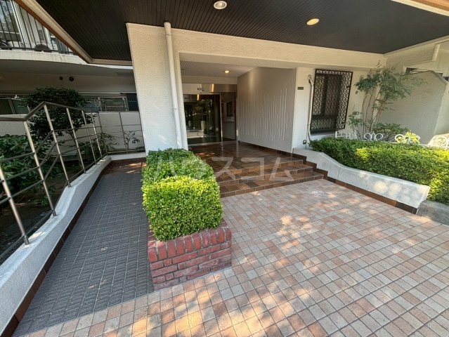 3/6 エントランス