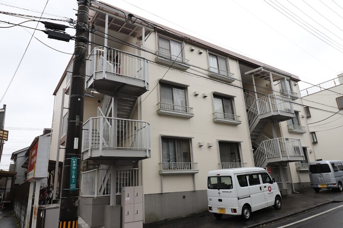 14/18 エントランス