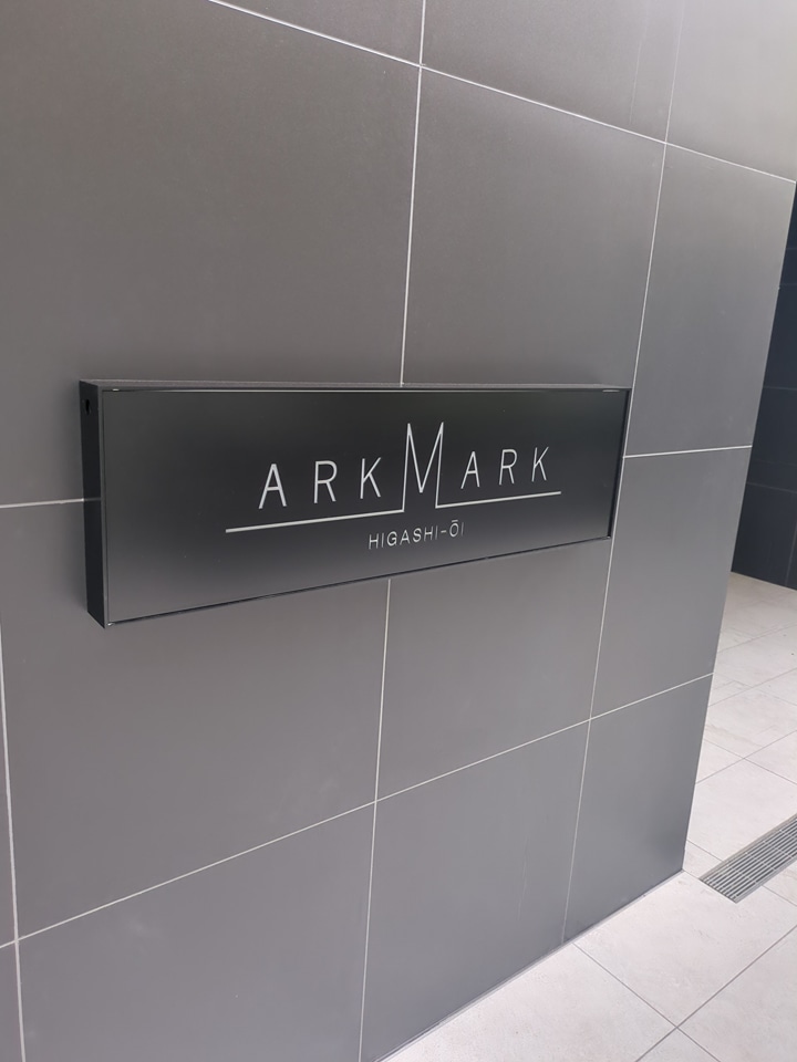 26/30 エントランス