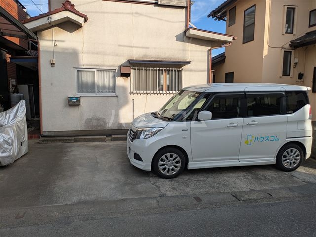 25/30 駐車場