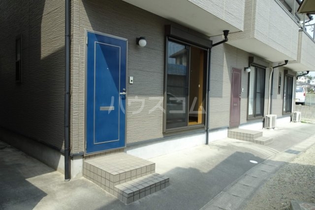 18/18 エントランス