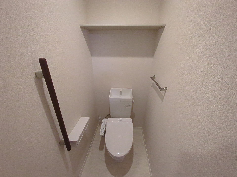 16/30 トイレ