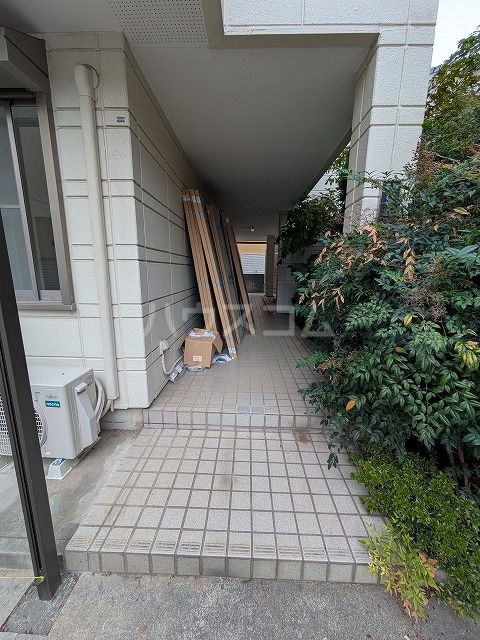 2/5 エントランス